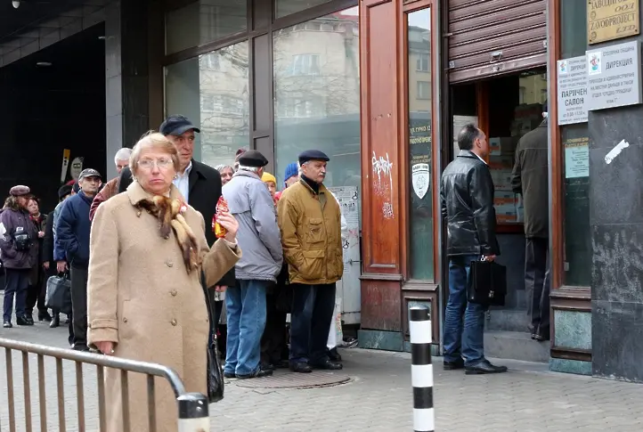 Защо сега се покачват местните данъци