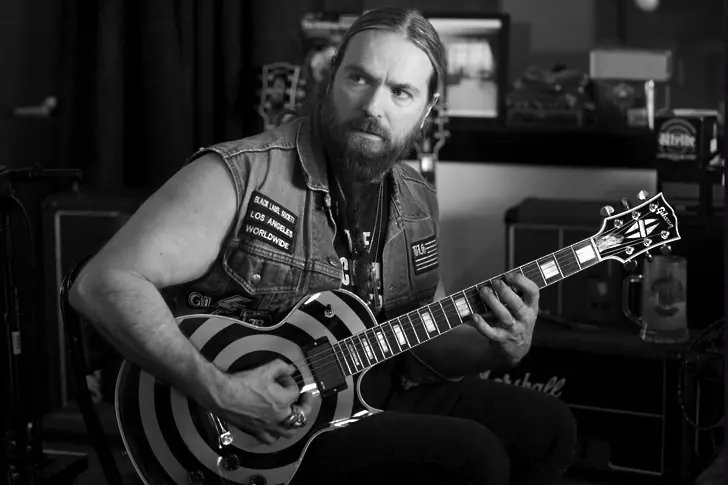 Black Label Society със смазваща нова песен (АУДИО)