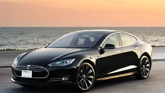 Китайци хакнаха Tesla S (ВИДЕО)