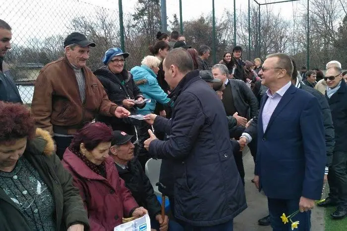 Цветан Цветанов в Бяла: ГЕРБ ще настоява за бързото изграждане на пътя Русе-Свиленград