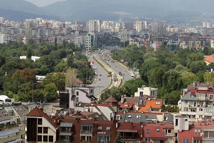 Кризата, причинена от войната, ще забави имотния балон, смята Хампарцумян