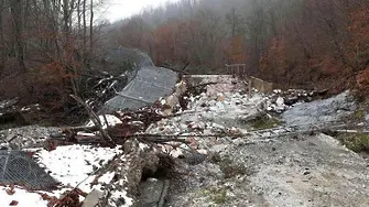 Оградата с Турция падна... пак