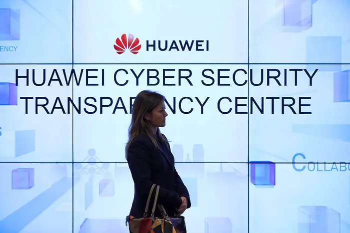 Huawei ще строи фабрики в Европа