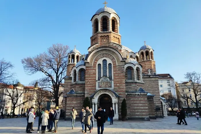 БПЦ: Човек може да се зарази в църквата само ако вярата му е слаба