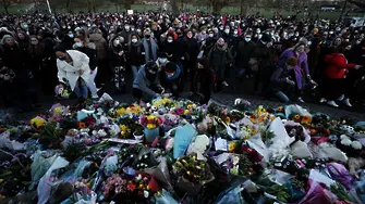 Напрежение в Лондон между полиция и събралите се на бдение в памет на убита жена