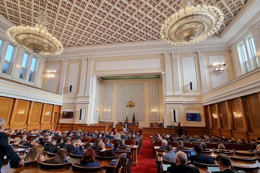 В парламента - този път има воля за разговори