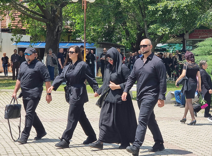 И Златко Баретата на поклонението на Ангел Христов в Дупница (СНИМКИ)