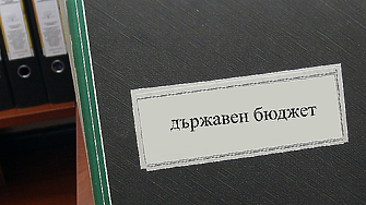 Новата едномесечна депутатска ваканция отлага бюджета