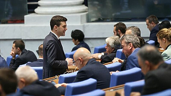 Парламентът почете жертвите на комунизма. 