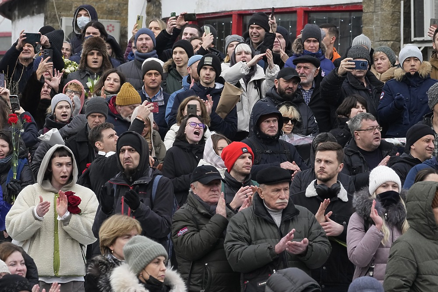 ДЕНЯТ В НЯКОЛКО РЕДА: сбогуване с Навални