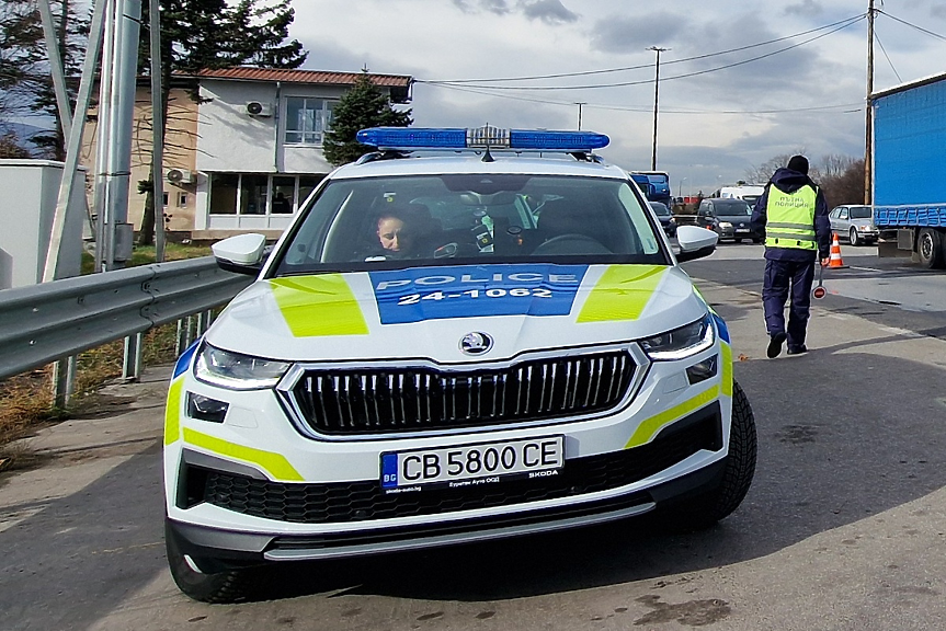 63-годишен крадец побягна от Белово, блъсна полицаи в София и стигна до Перник